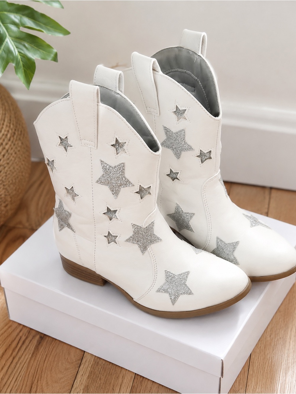 Dream Pairs Kids White & Silver Star Cowboy Boots